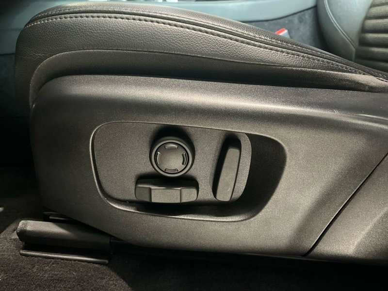 Land Rover Discovery Sport usata a Prato (20)