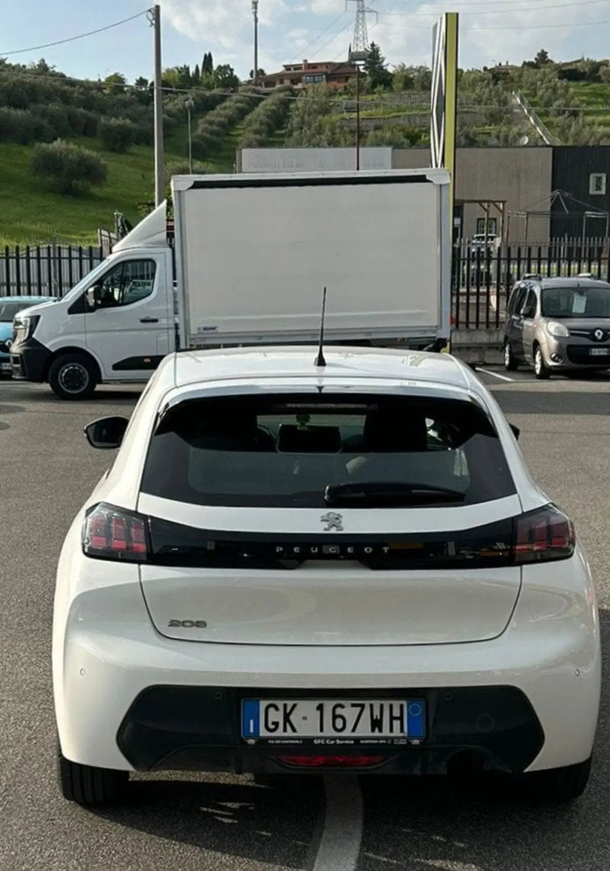 Peugeot 208 usata a Roma (3)