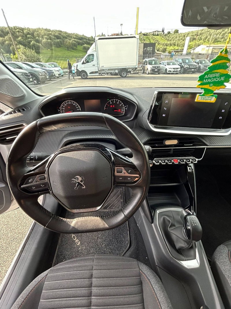 Peugeot 208 usata a Roma (6)