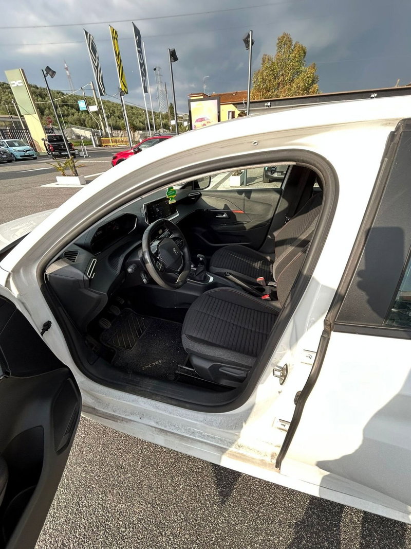 Peugeot 208 usata a Roma (7)