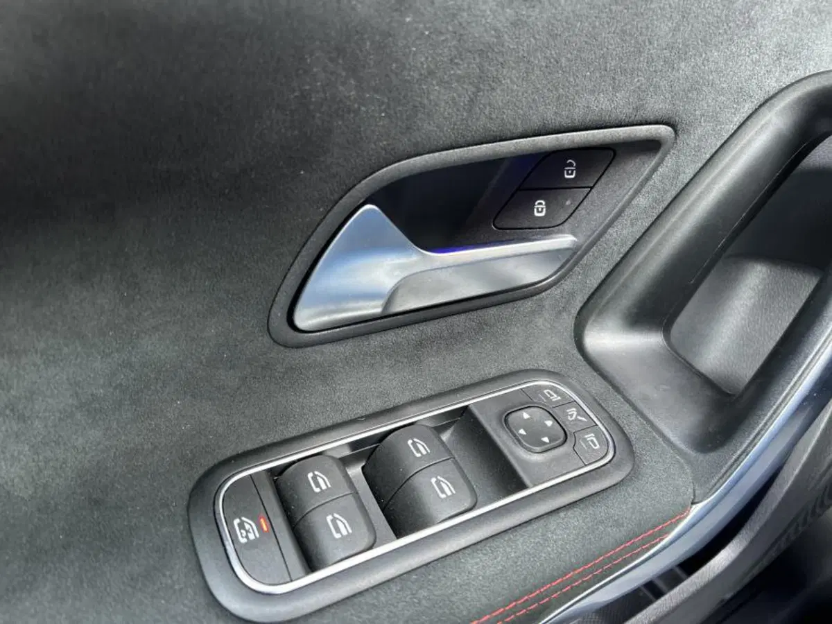 Mercedes-Benz Classe A usata a Cuneo (20)