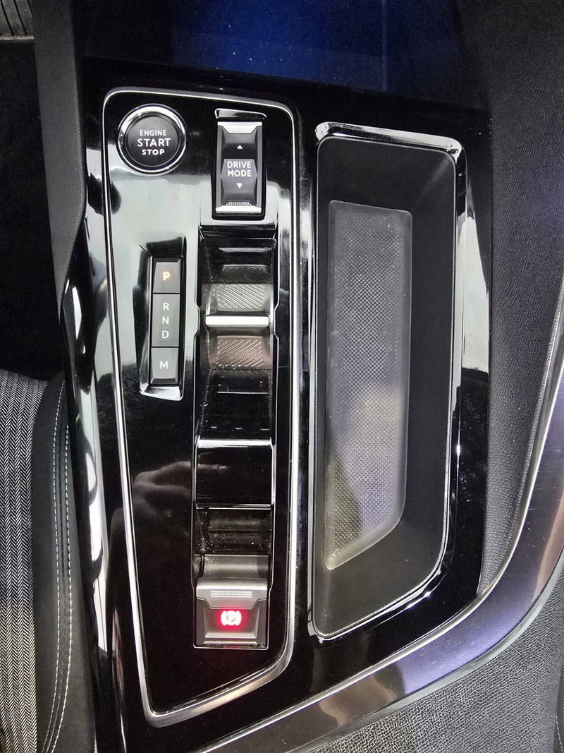 Peugeot 3008 usata a Massa-Carrara (13)