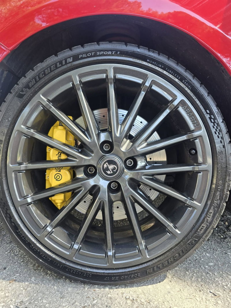 Abarth 695 usata a Massa-Carrara (14)