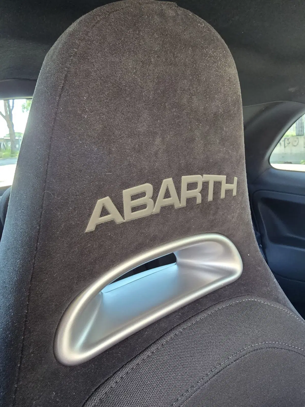 Abarth 695 usata a Massa-Carrara (15)