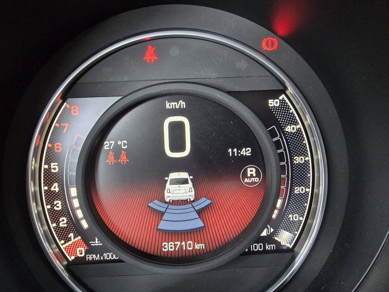 Abarth 695 usata a Massa-Carrara (9)