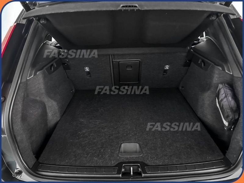 Volvo XC40 usata a Milano (11)