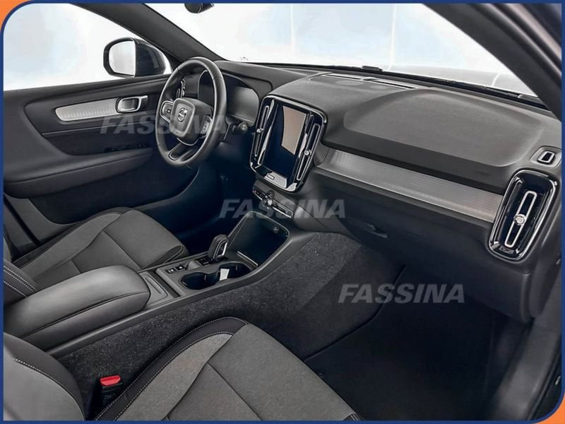 Volvo XC40 usata a Milano (12)