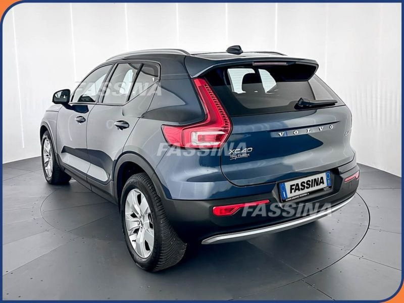 Volvo XC40 usata a Milano (4)