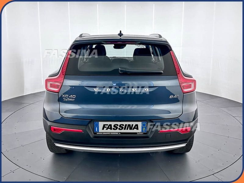 Volvo XC40 usata a Milano (5)