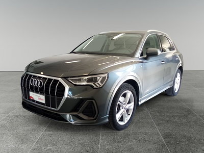 Audi Q3 40 2.0 tdi S line edition quattro 193cv s-tronic del 2024 usata a Triggiano