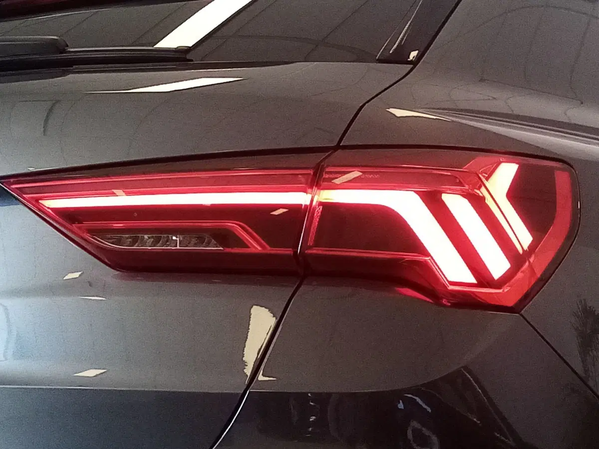 Audi Q3 usata a Bari (10)