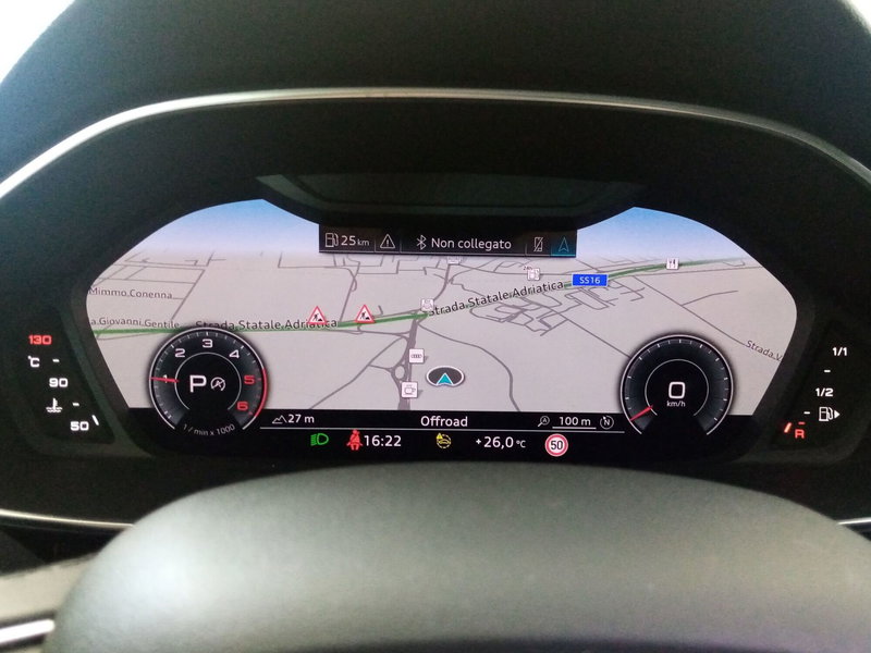 Audi Q3 usata a Bari (15)