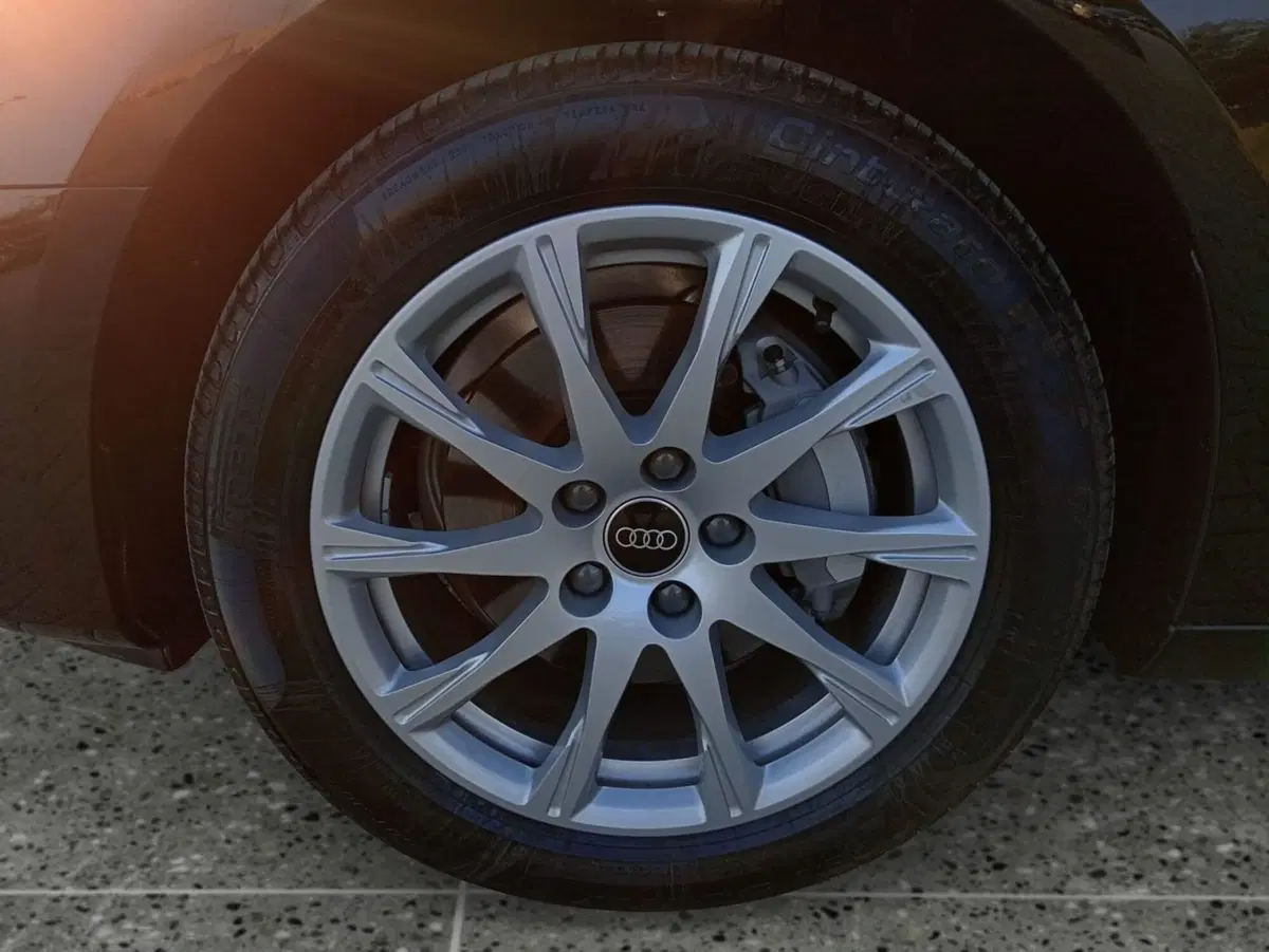 Audi A4 Avant nuova a Bari (14)
