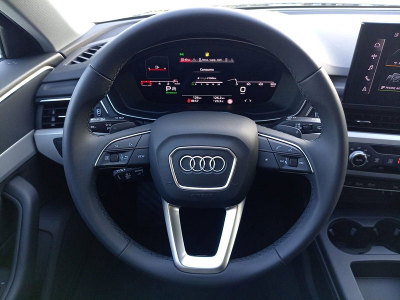 Audi A4 Avant nuova a Bari (3)