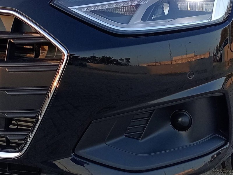 Audi A4 Avant nuova a Bari (9)