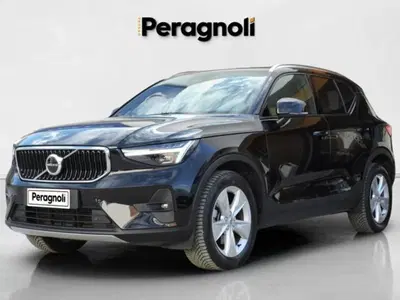 Volvo XC40 B3 automatico Core del 2025 usata a Firenze