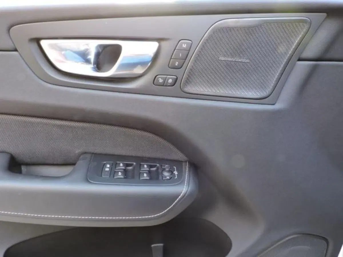 Volvo XC60 usata a Firenze (17)
