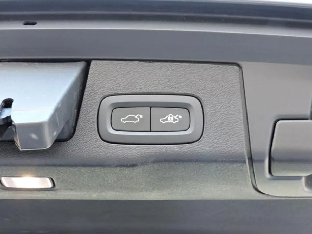 Volvo XC60 usata a Firenze (8)