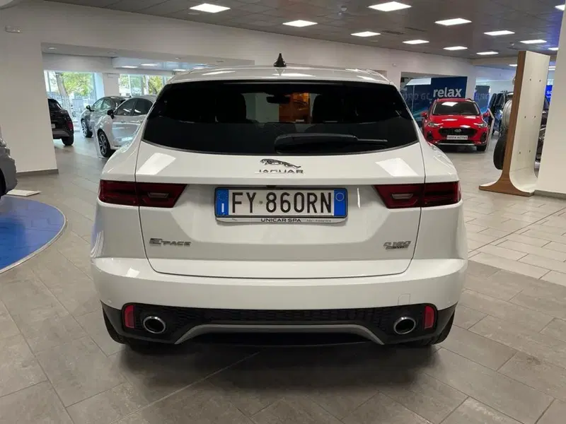 Jaguar E-Pace usata a Alessandria (7)