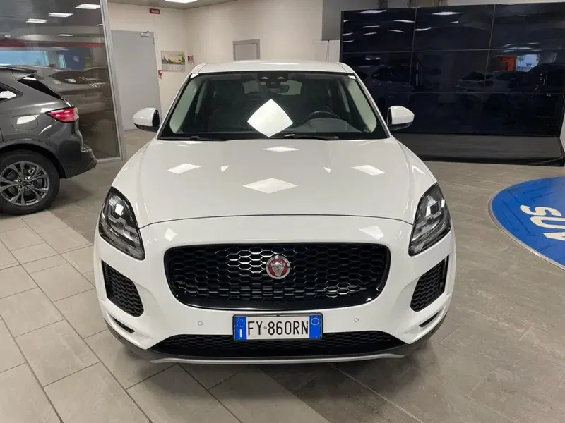 Jaguar E-Pace usata a Alessandria (8)