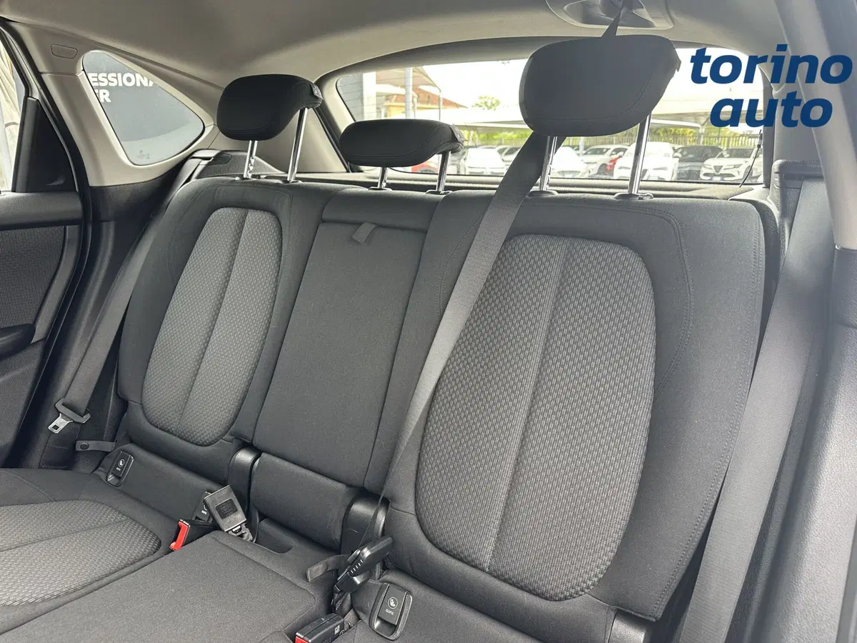 BMW Serie 2 Active Tourer usata a Torino (12)