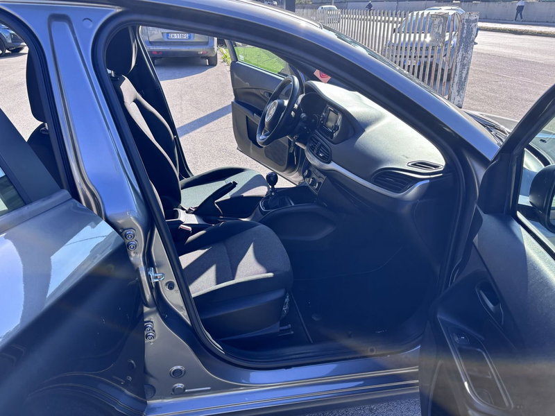 Fiat Tipo Station Wagon usata a Ancona (13)