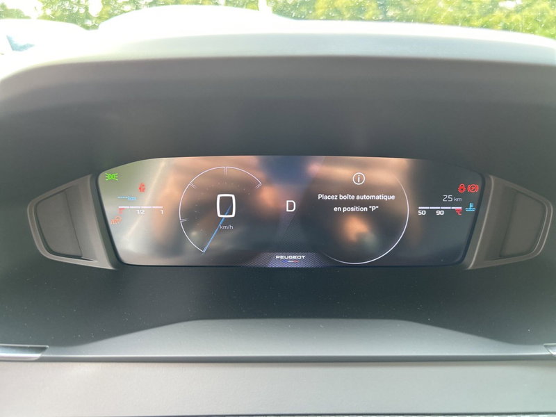 Peugeot 2008 nuova a Latina (14)