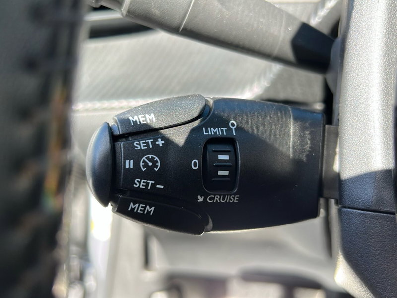 Peugeot 2008 usata a Latina (14)