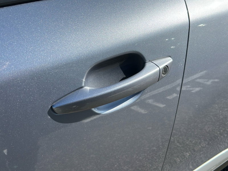 Peugeot 2008 usata a Latina (9)