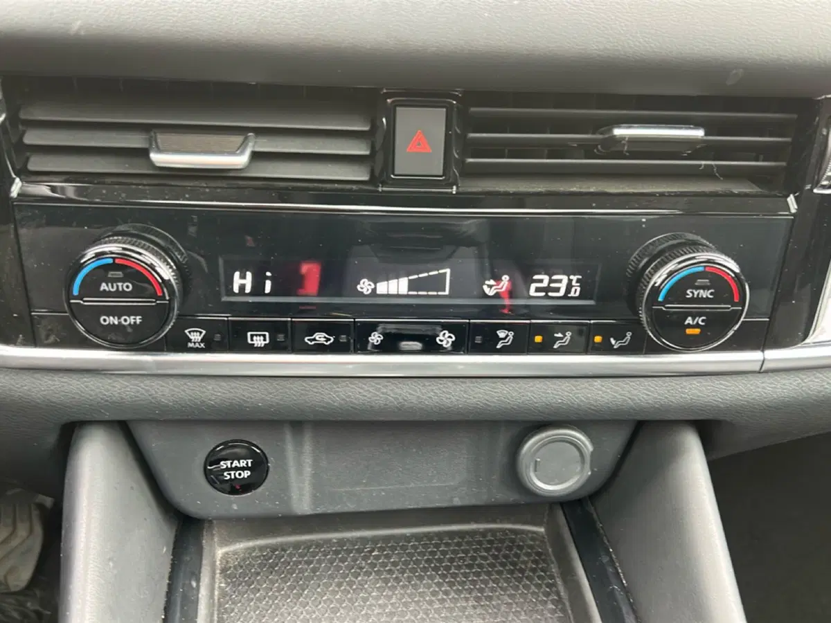 Nissan Qashqai usata a Latina (18)