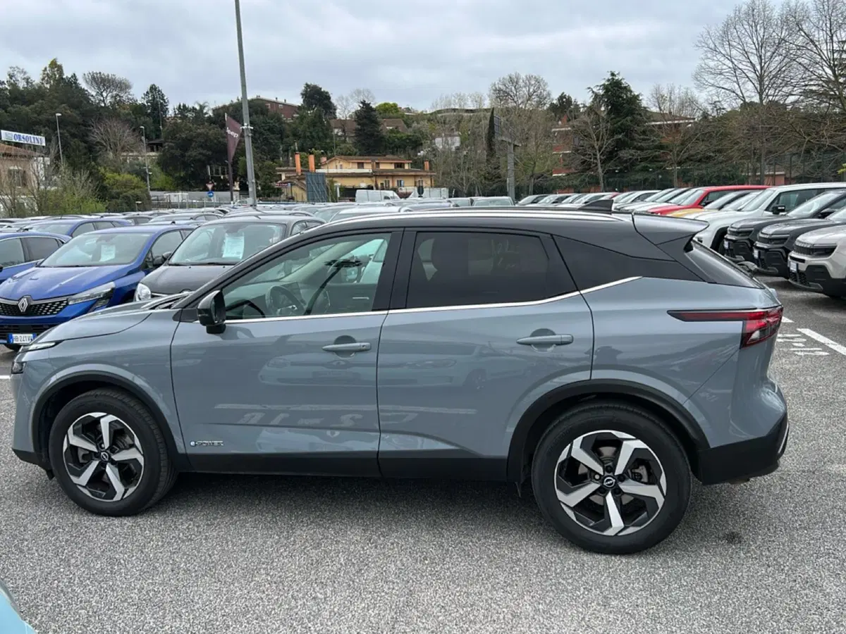 Nissan Qashqai usata a Latina (8)