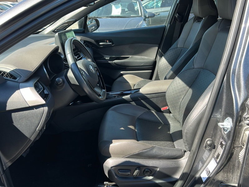 Toyota Toyota C-HR usata a Latina (13)