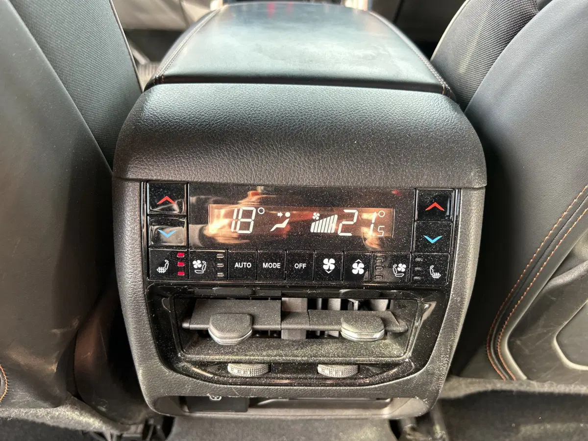 Jeep Grand Cherokee usata a Roma (15)