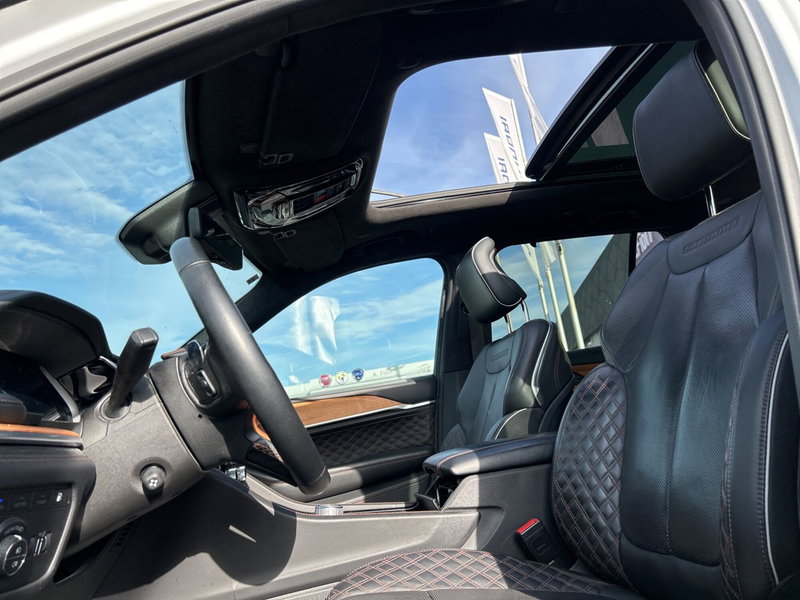 Jeep Grand Cherokee usata a Roma (19)