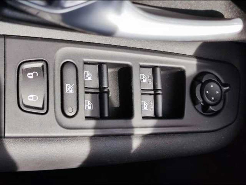 Jeep Renegade usata a Roma (19)