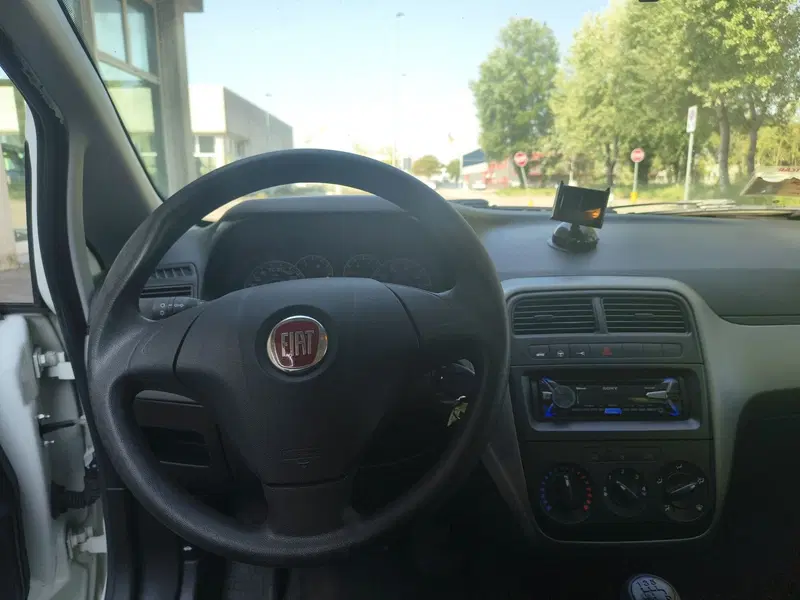 Fiat Grande Punto usata a Padova (10)
