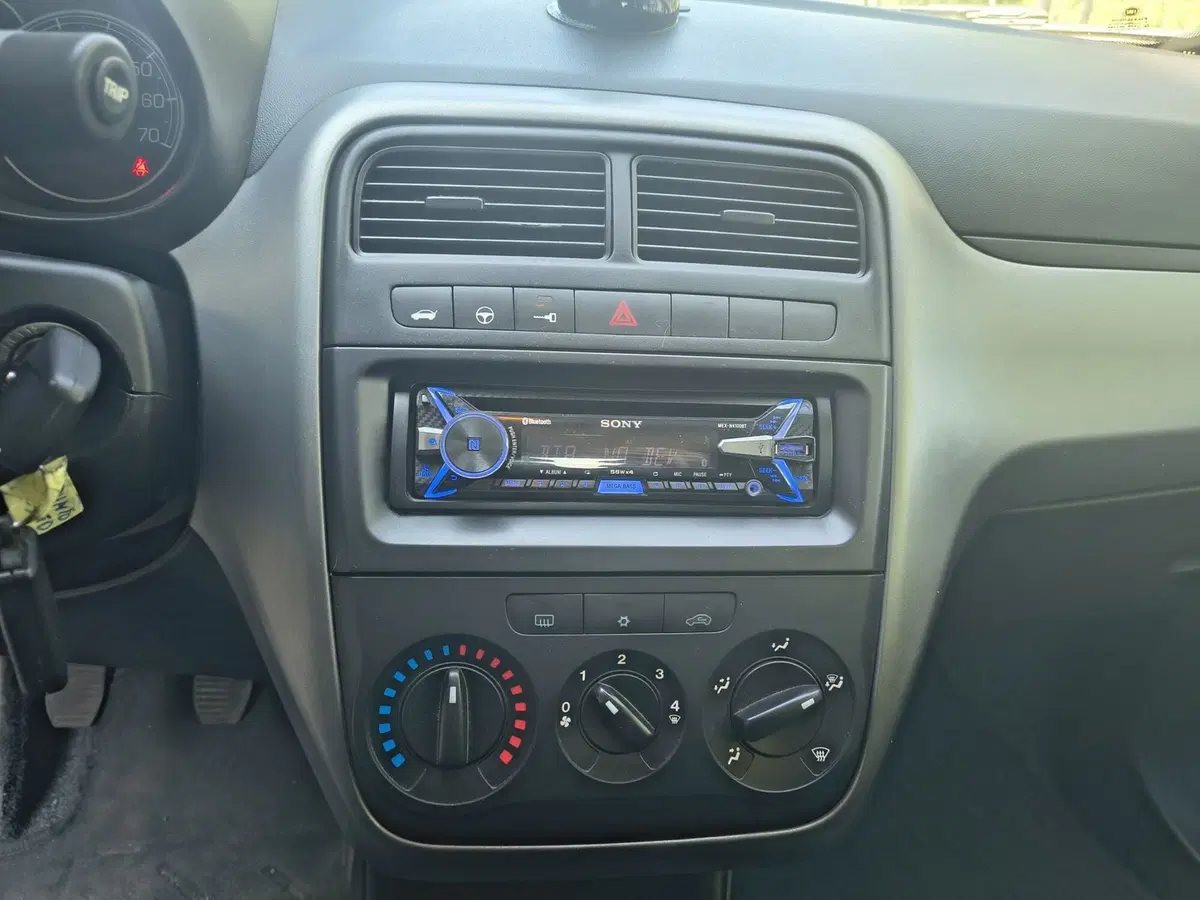 Fiat Grande Punto usata a Padova (11)