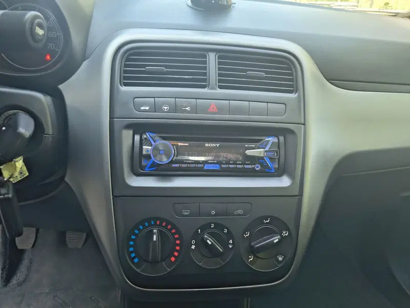 Fiat Grande Punto usata a Padova (11)