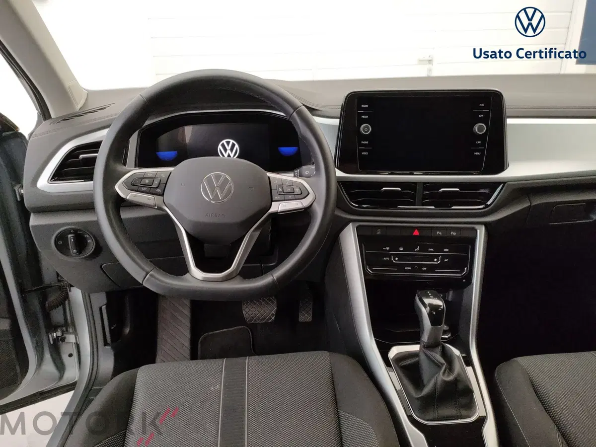 Volkswagen T-Roc usata a Varese (11)