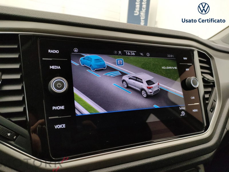 Volkswagen T-Roc usata a Varese (16)