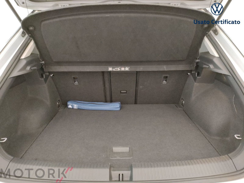 Volkswagen T-Roc usata a Varese (9)
