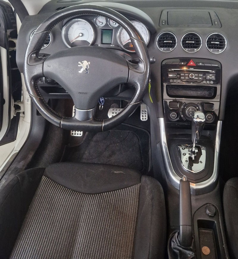 Peugeot 308 Cabrio usata a Terni (12)