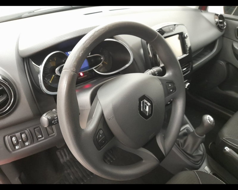 Renault Clio usata a Savona (10)
