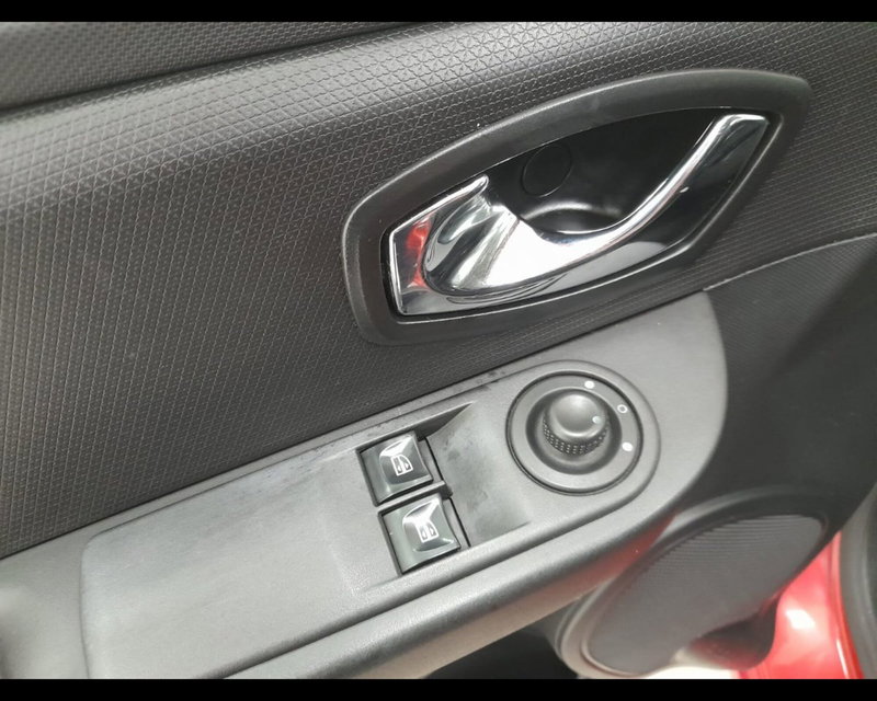 Renault Clio usata a Savona (20)