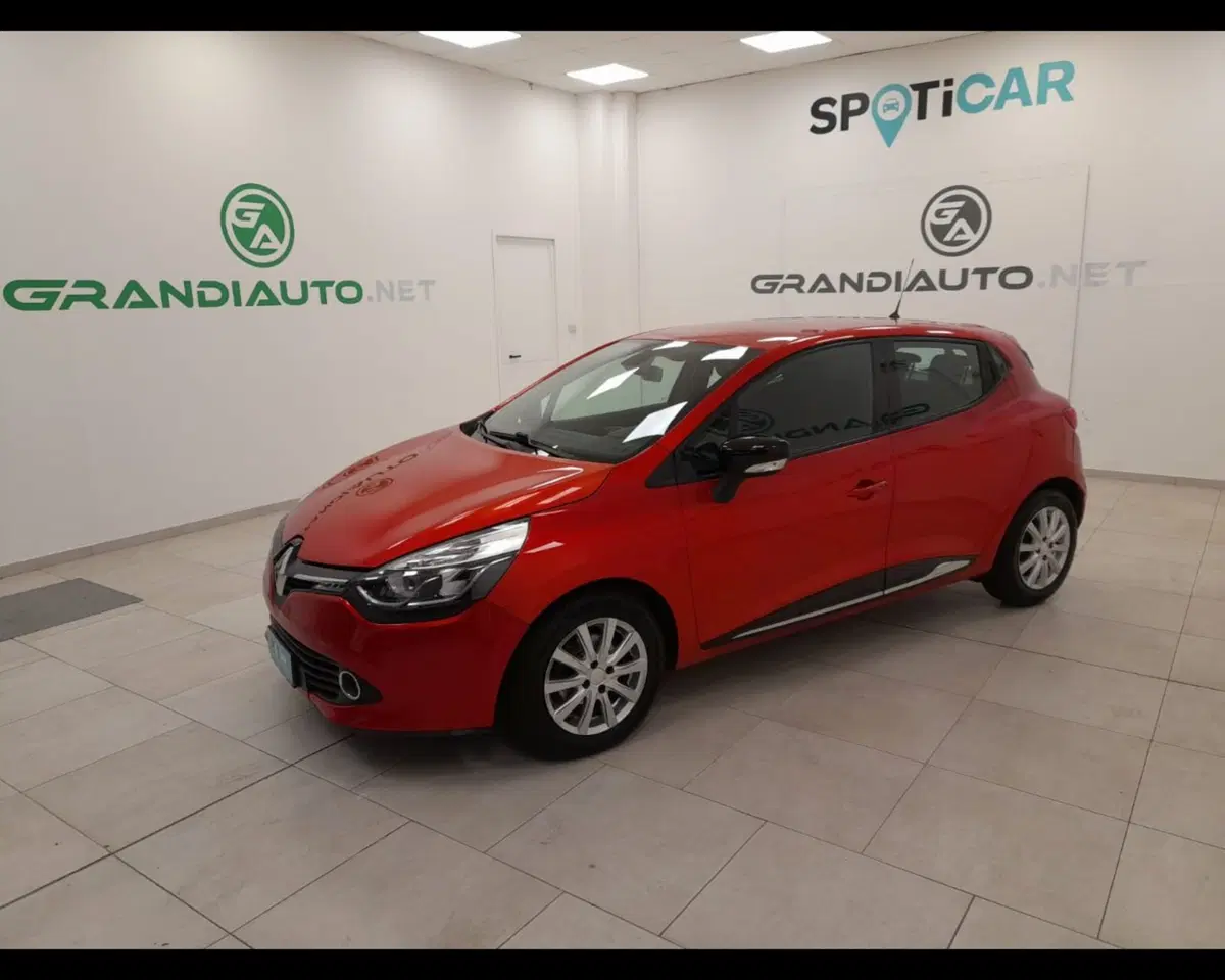 Renault Clio usata a Savona (3)
