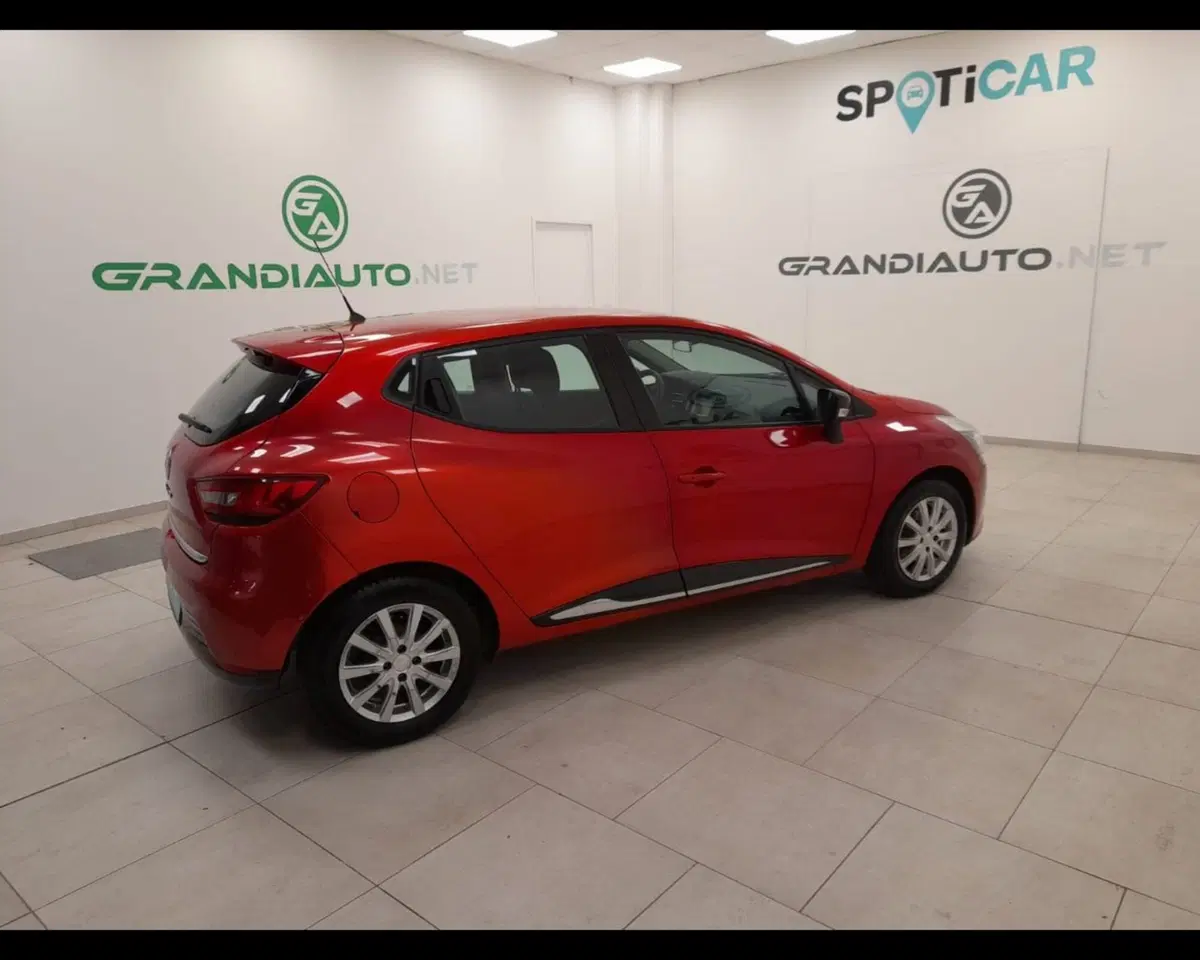 Renault Clio usata a Savona (7)
