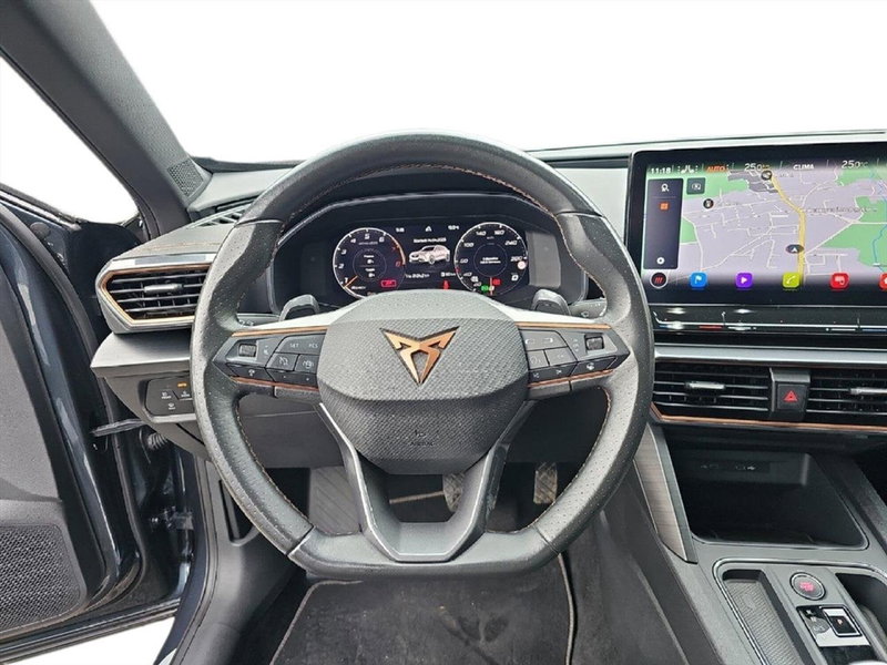 Cupra Formentor usata a Lecco (10)