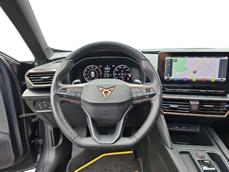 Cupra Formentor usata a Lecco (12)