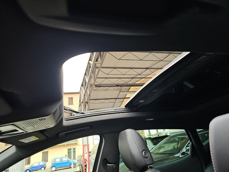 Cupra Formentor usata a Lecco (13)