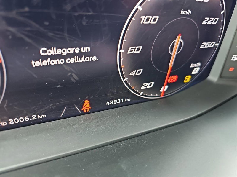 SEAT Arona usata a Lecco (13)